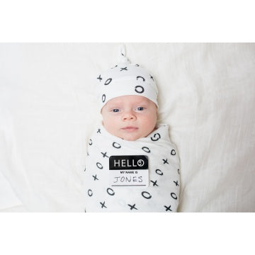 Swaddle with Hat - Hugs and Kisses