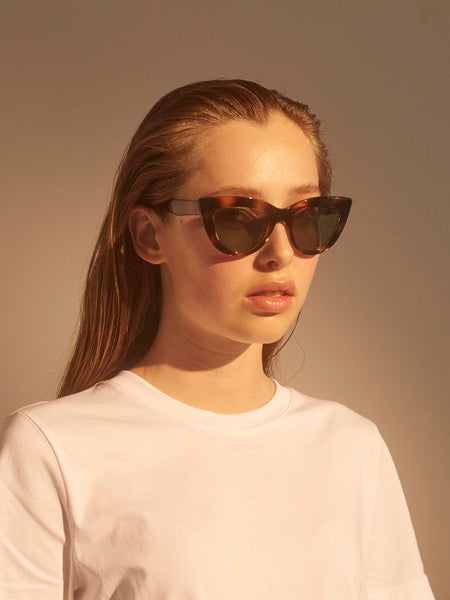 STELLA - Demi Olive Sunglasses